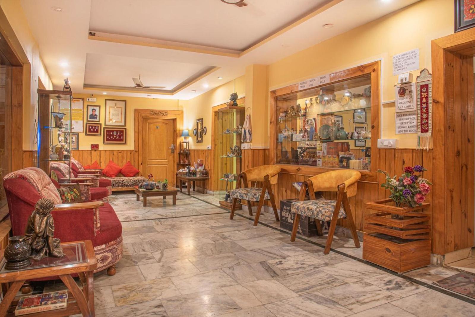 Nandini Villa Дхарамсала Екстериор снимка