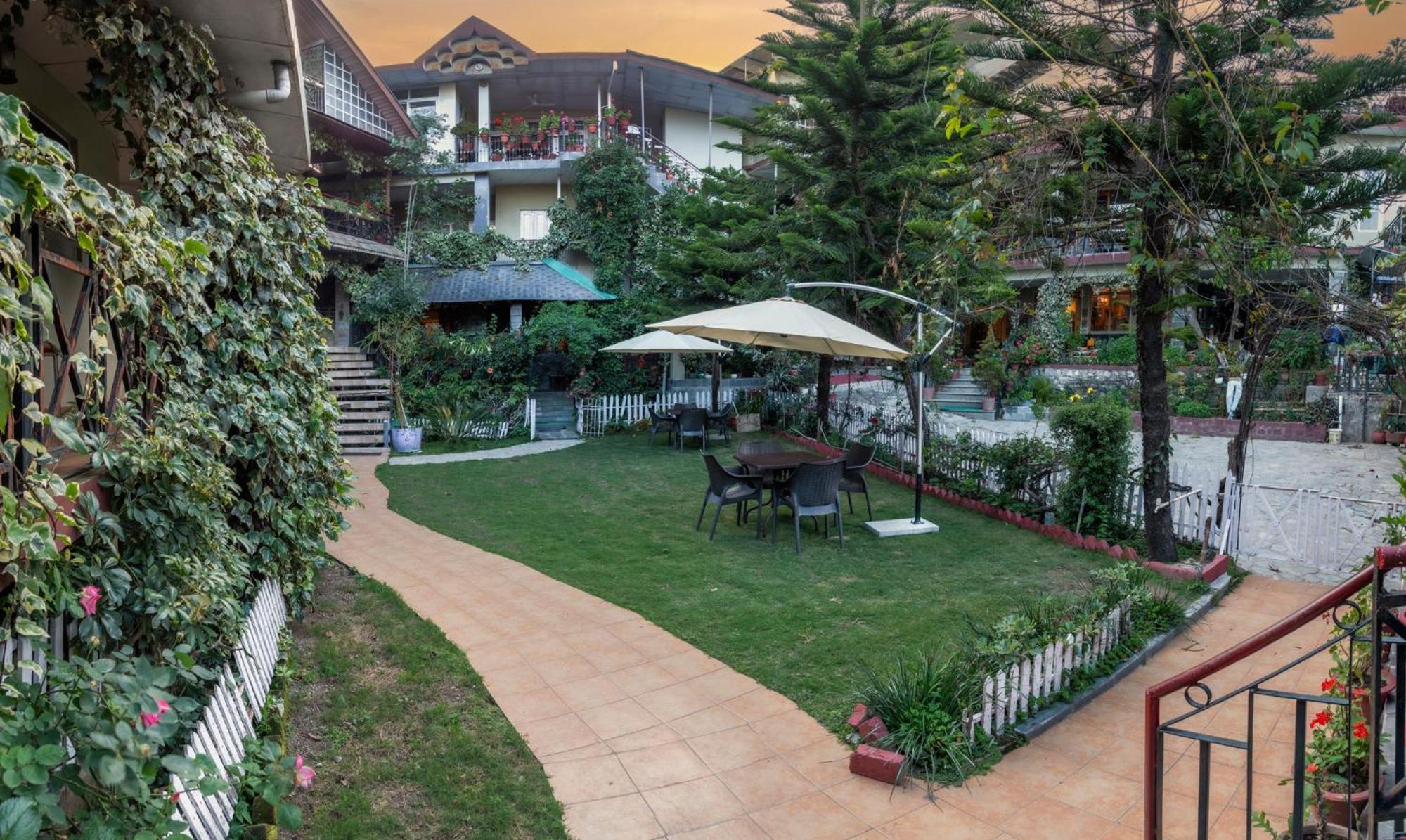 Nandini Villa Дхарамсала Екстериор снимка